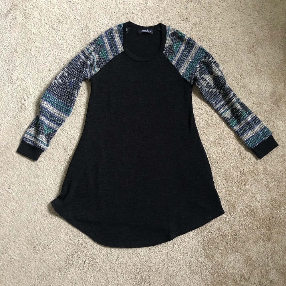 Nimi K Sweater